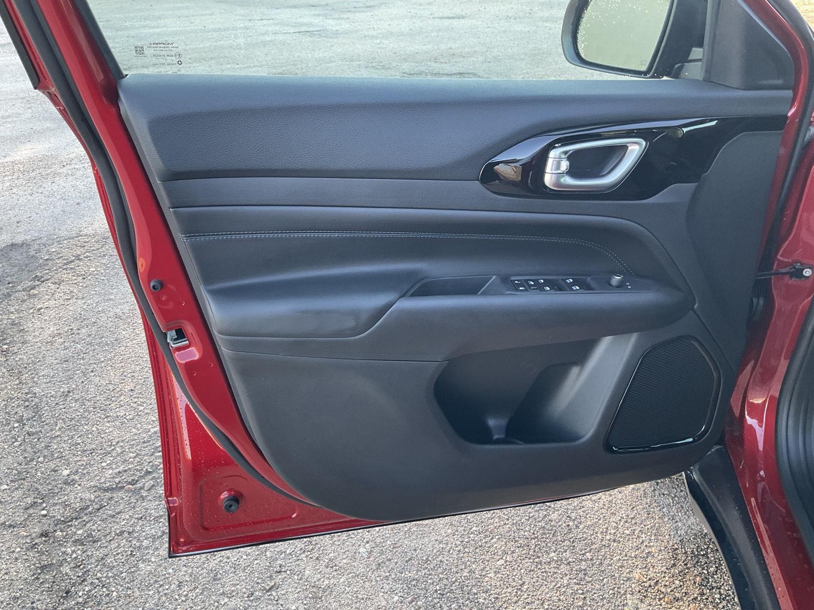 New 2026 Jeep Compass for sale in Grand Island NE