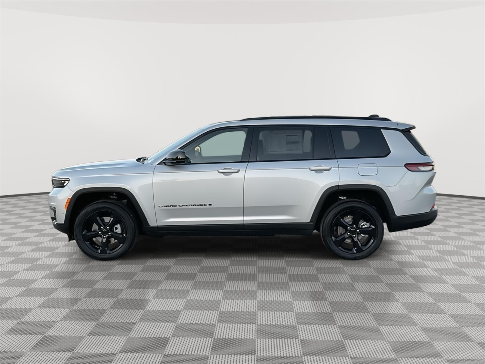New 2025 Jeep Grand Cherokee L for sale in Grand Island NE