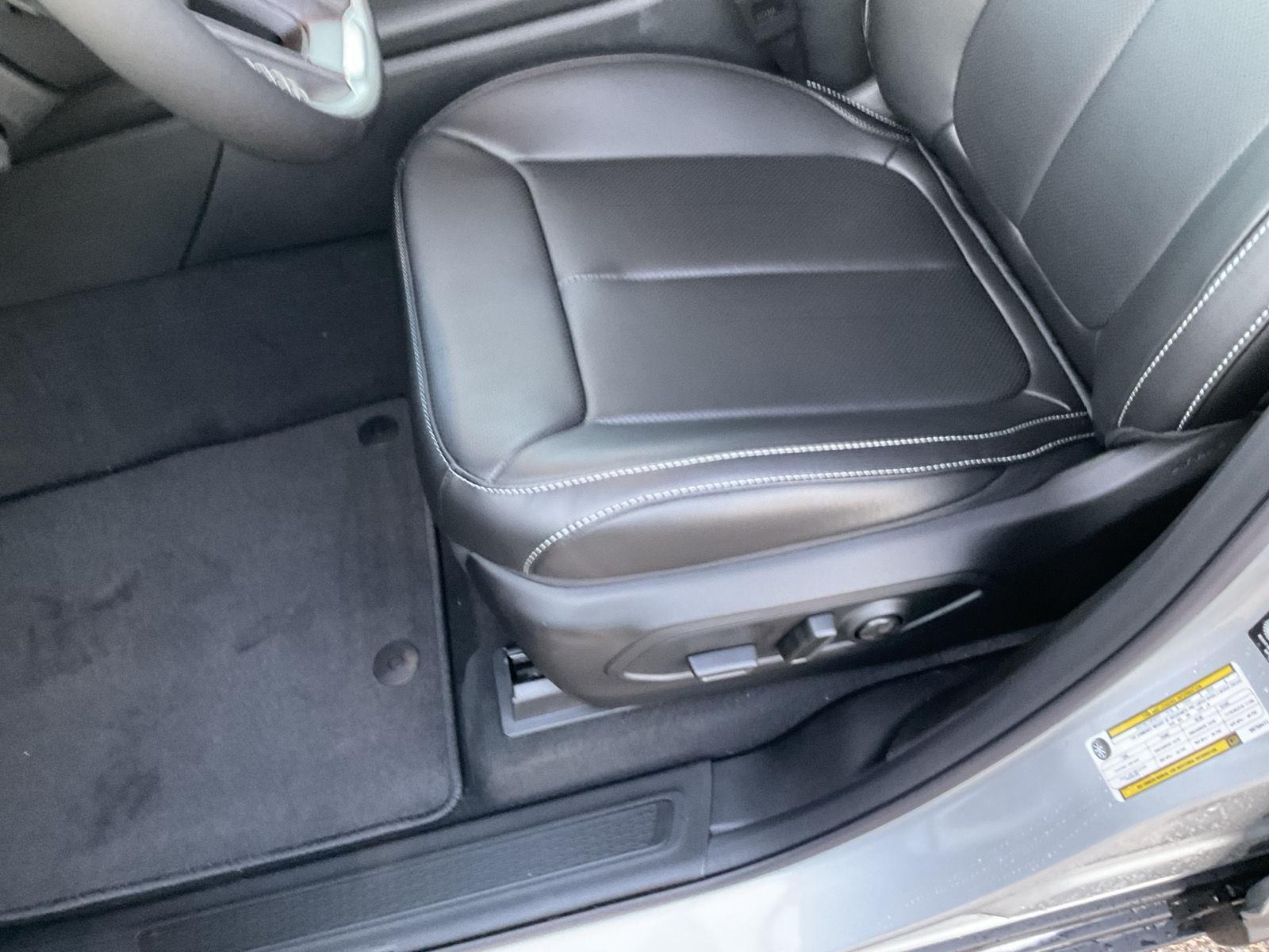 New 2025 Jeep Grand Cherokee L for sale in Grand Island NE