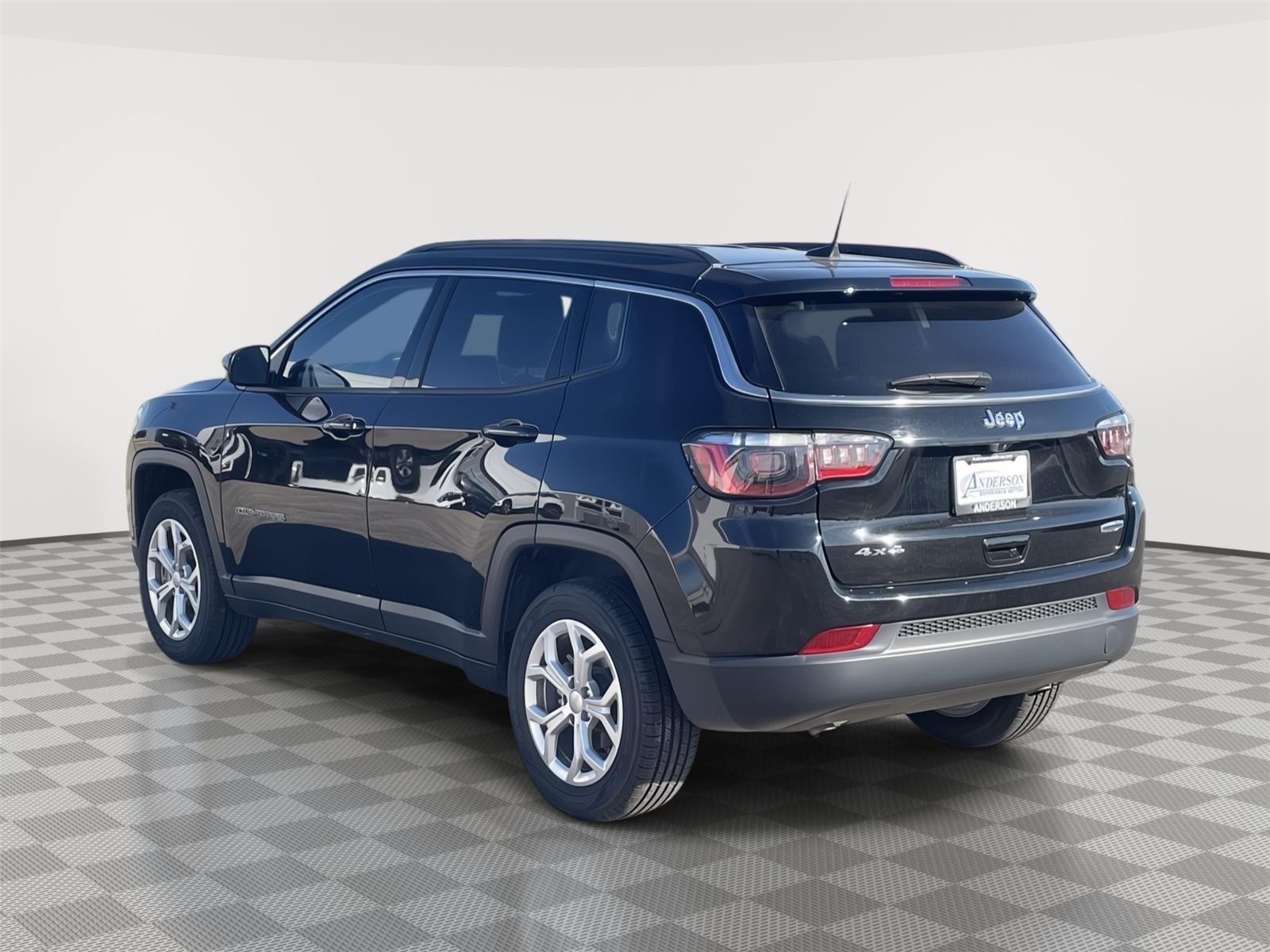 Used 2024 Jeep Compass for sale in Grand Island NE