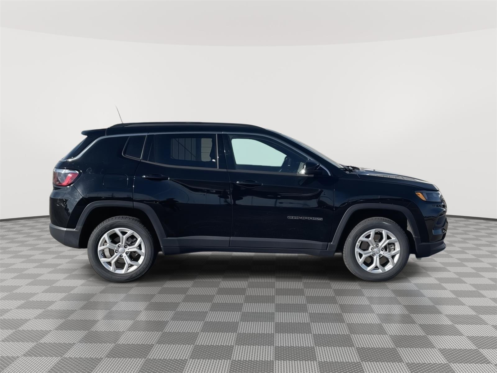 Used 2024 Jeep Compass for sale in Grand Island NE