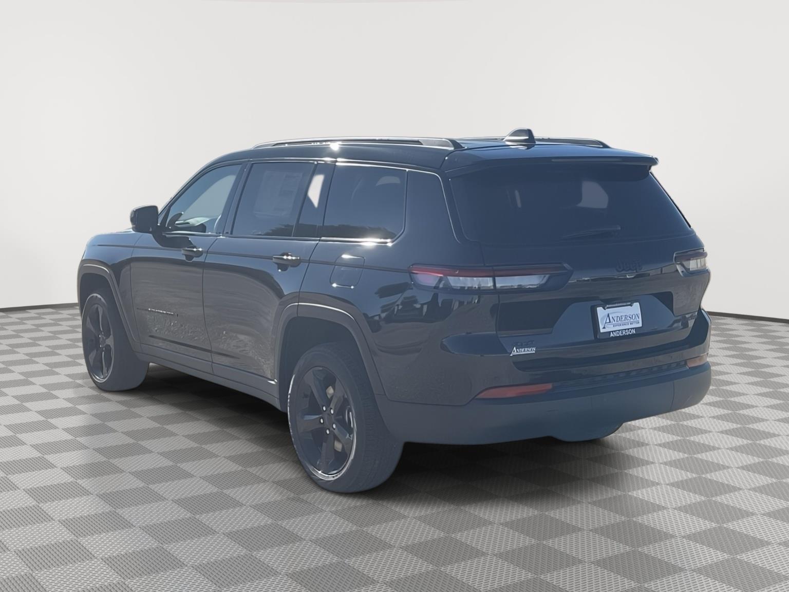 Used 2025 Jeep Grand Cherokee L for sale in Grand Island NE