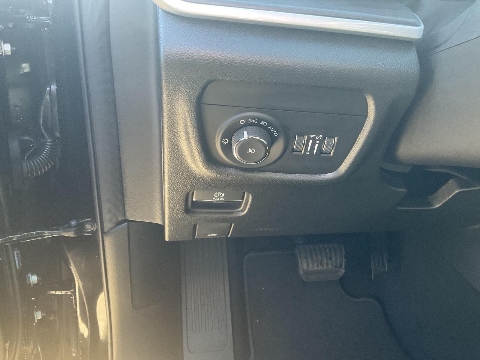 Used 2025 Jeep Grand Cherokee L for sale in Grand Island NE