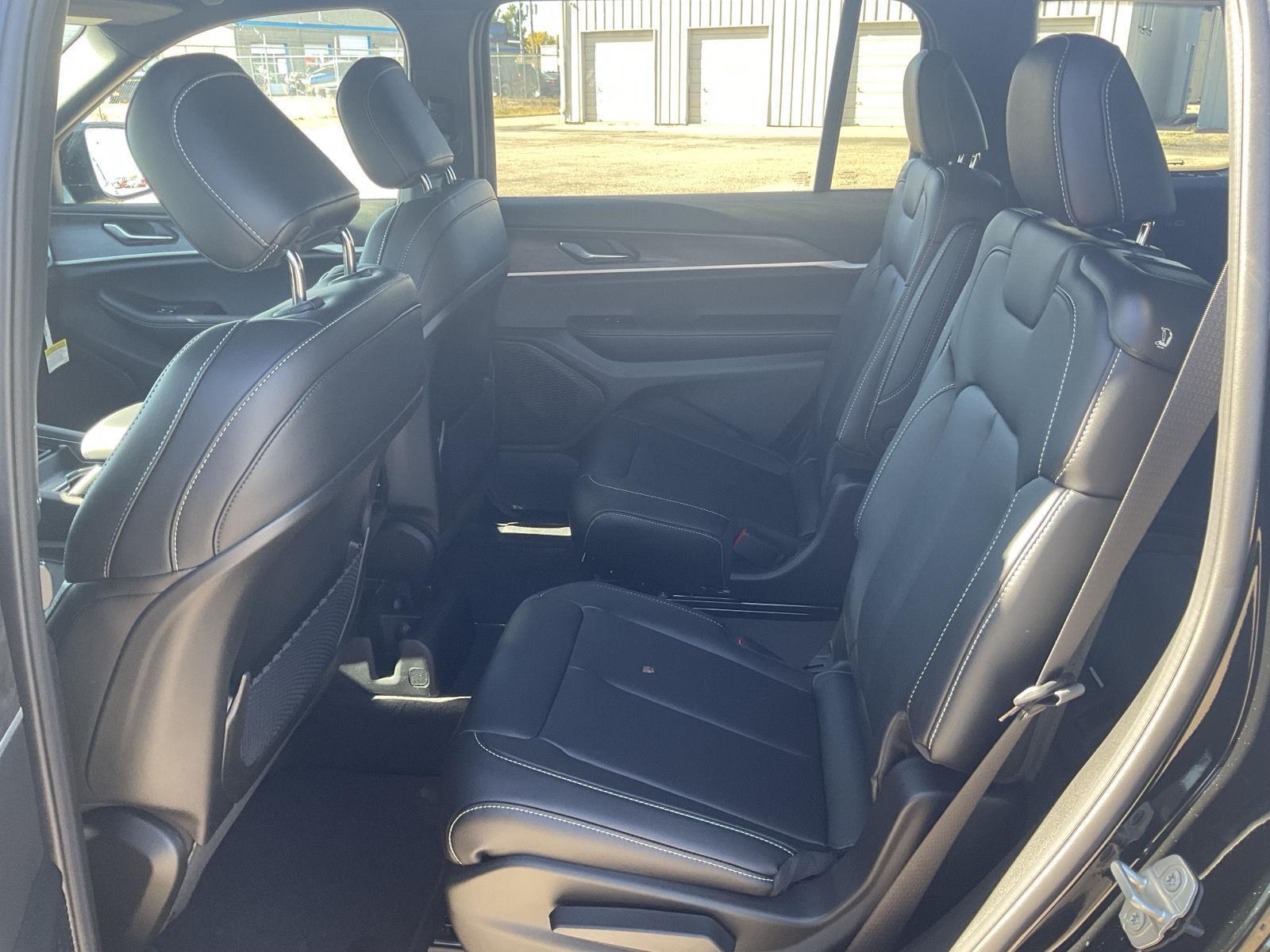 New 2025 Jeep Grand Cherokee L Limited SUV/Crossover for sale in Grand Island NE