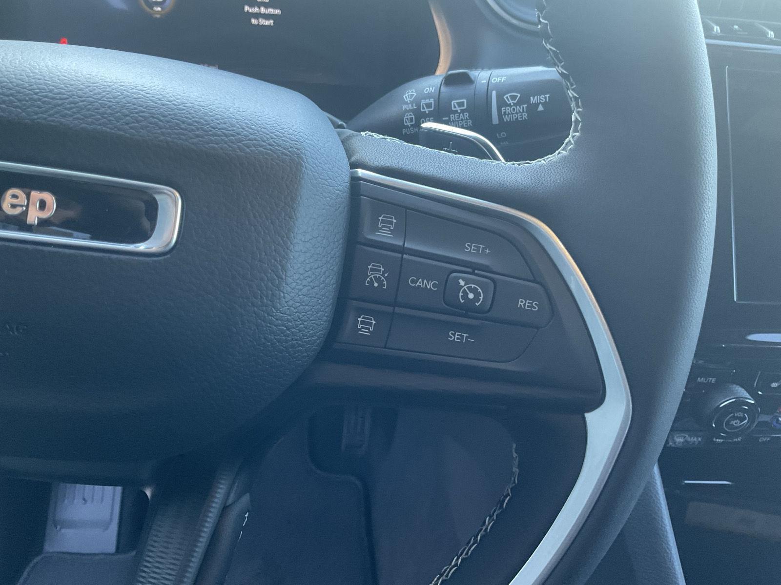 New 2025 Jeep Grand Cherokee L Altitude X SUV/Crossover for sale in Grand Island NE