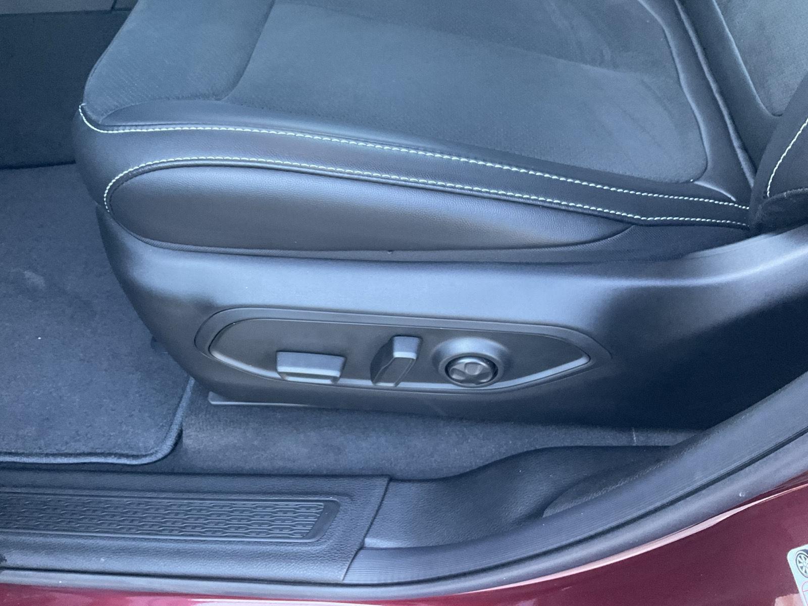 New 2025 Jeep Grand Cherokee L Altitude X SUV/Crossover for sale in Grand Island NE