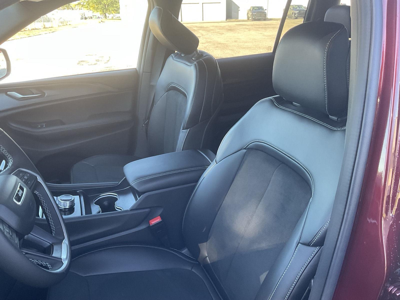 Used 2025 Jeep Grand Cherokee L for sale in Grand Island NE