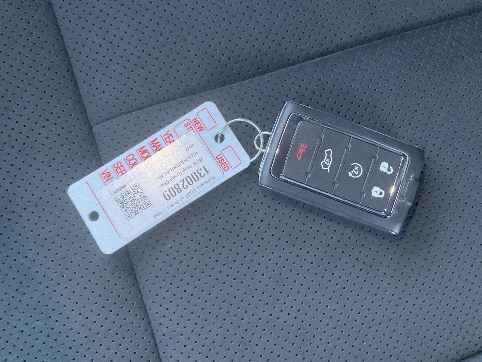 New 2025 Jeep Grand Cherokee L Altitude X SUV/Crossover for sale in Grand Island NE