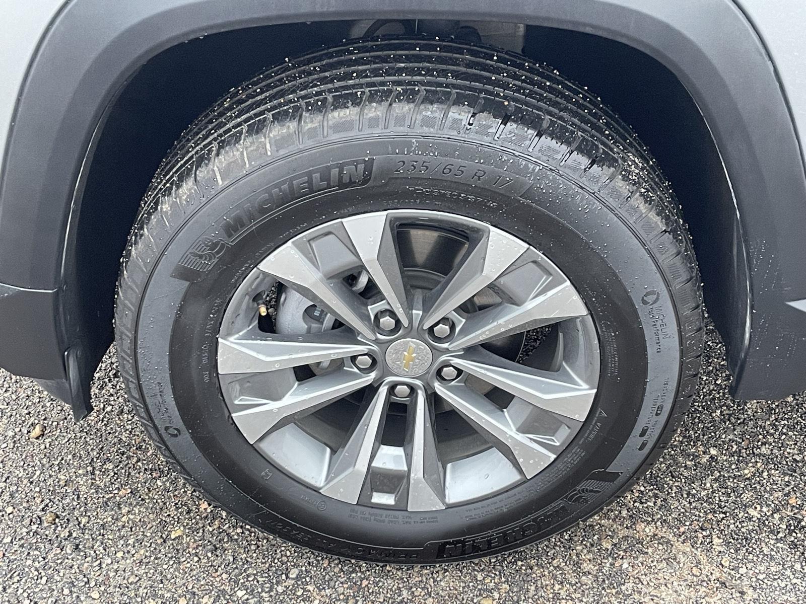 Used 2025 Chevrolet Equinox AWD LT SUV/Crossover for sale in Grand Island NE