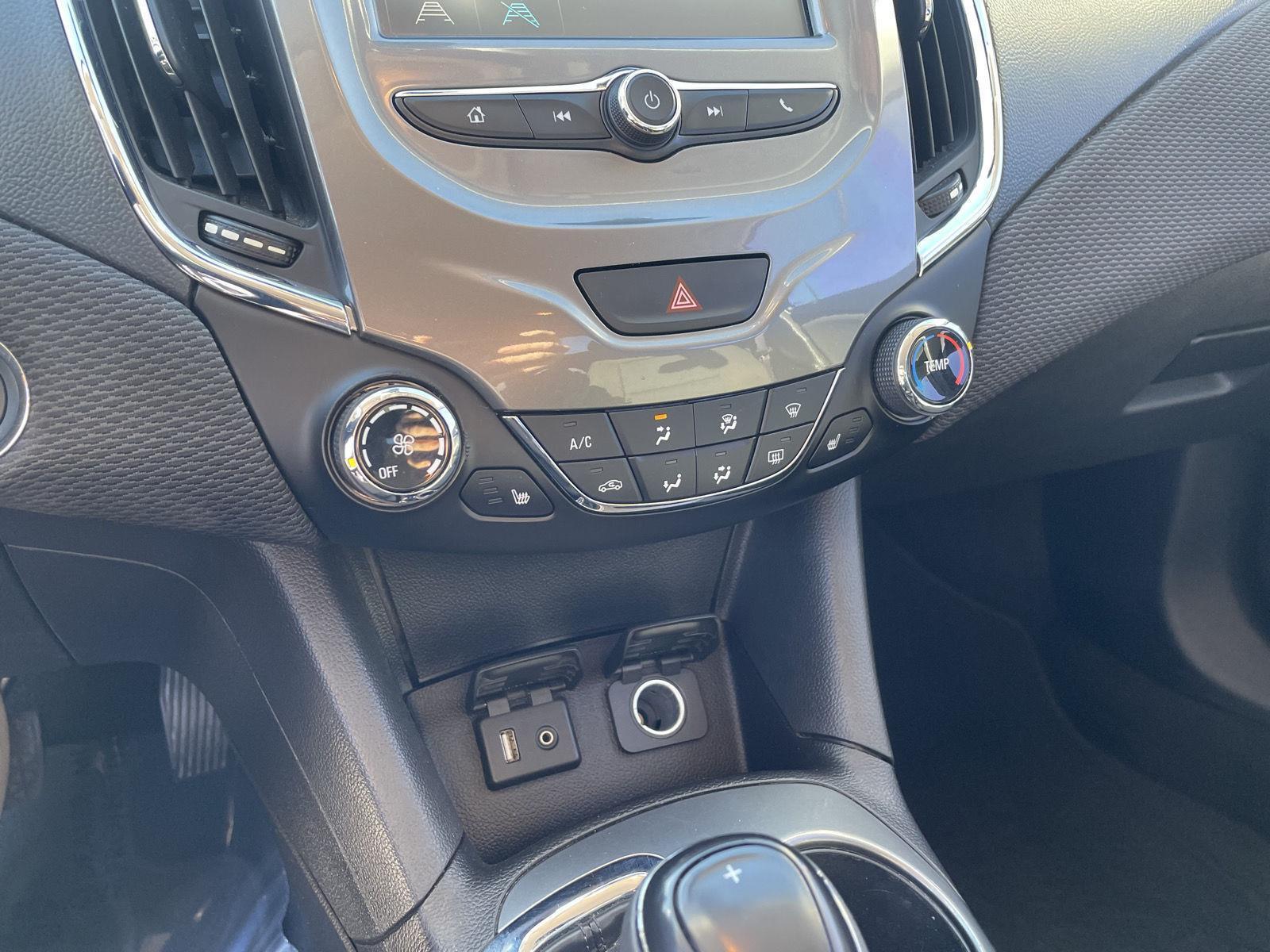 Used 2016 Chevrolet Cruze LT Sedan for sale in Grand Island NE