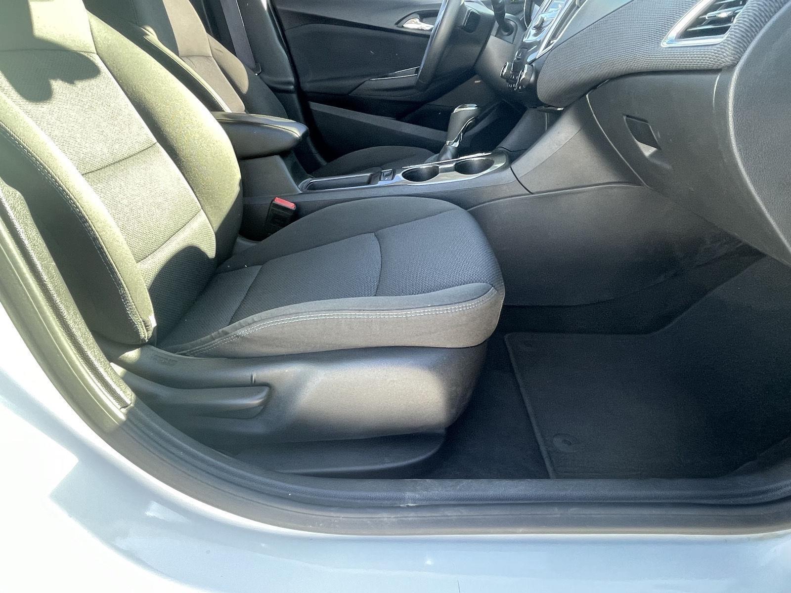 Used 2016 Chevrolet Cruze LT Sedan for sale in Grand Island NE