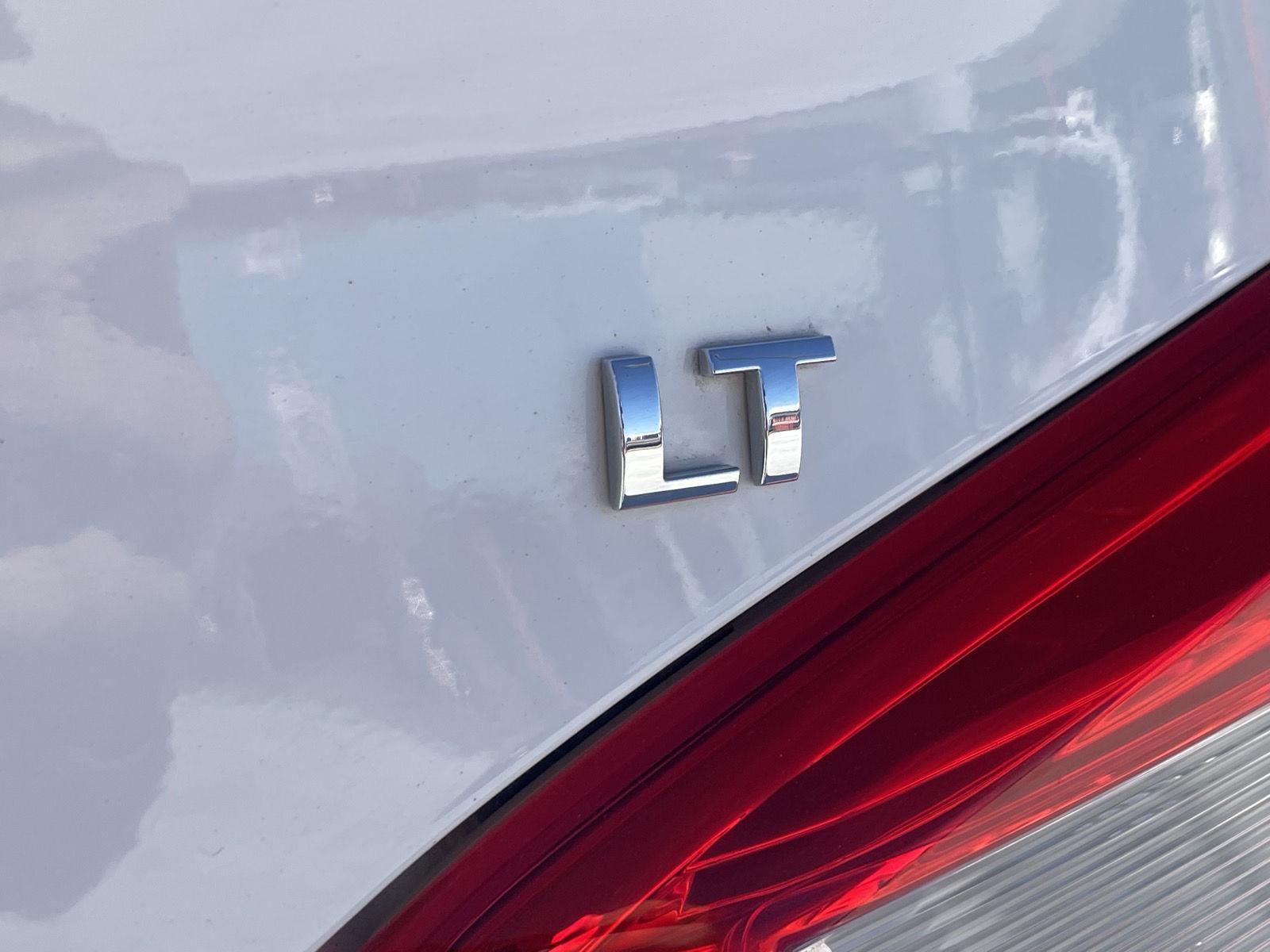 Used 2016 Chevrolet Cruze LT Sedan for sale in Grand Island NE