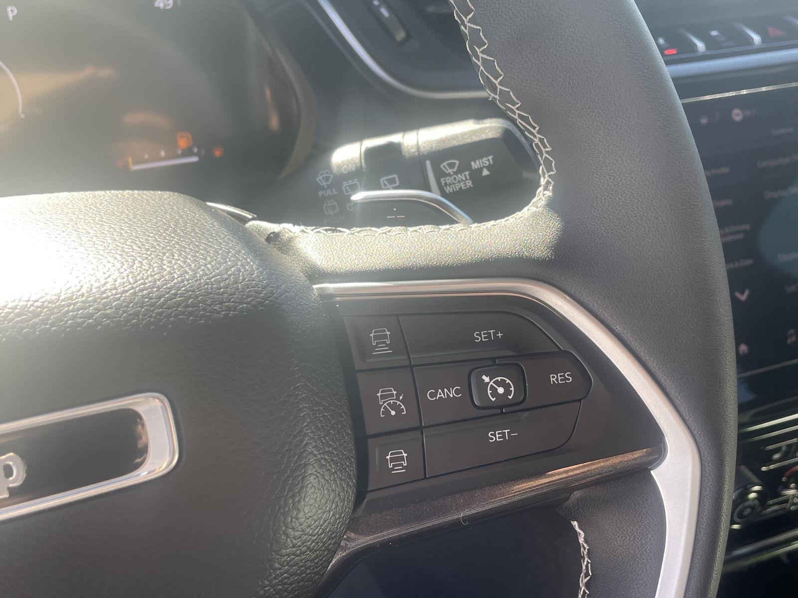 Used 2023 Jeep Grand Cherokee Altitude SUV/Crossover for sale in Grand Island NE