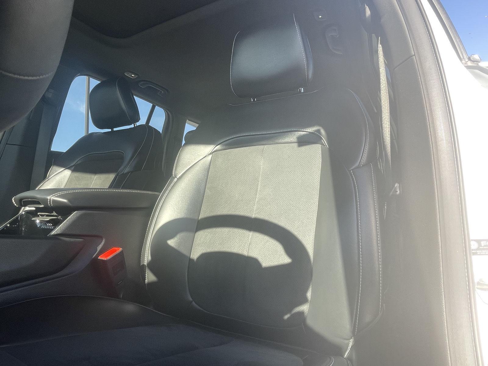 Used 2023 Jeep Grand Cherokee Altitude SUV/Crossover for sale in Grand Island NE