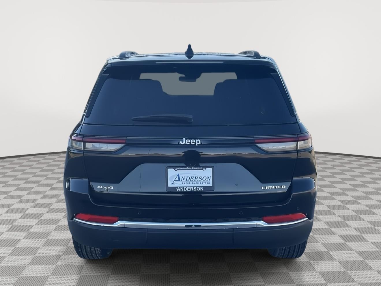 New 2025 Jeep Grand Cherokee for sale in Grand Island NE