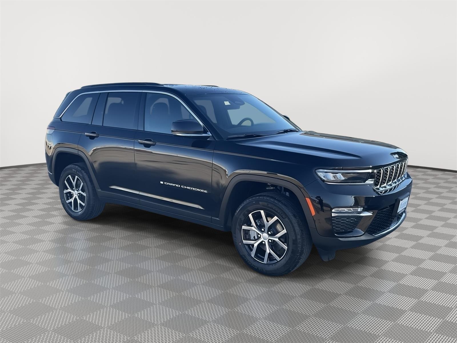 New 2025 Jeep Grand Cherokee Limited SUV/Crossover for sale in Grand Island NE