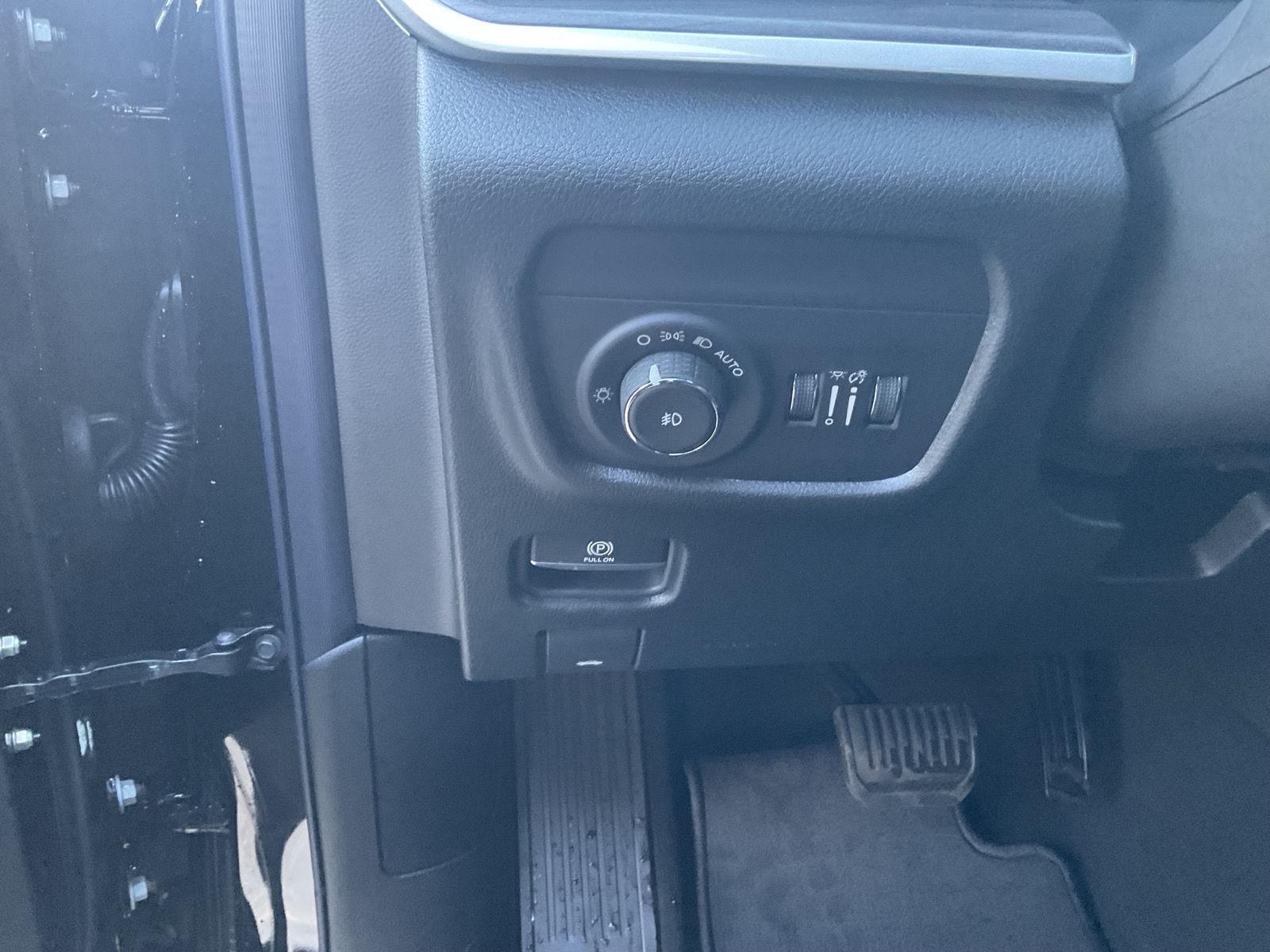 New 2025 Jeep Grand Cherokee Limited SUV/Crossover for sale in Grand Island NE