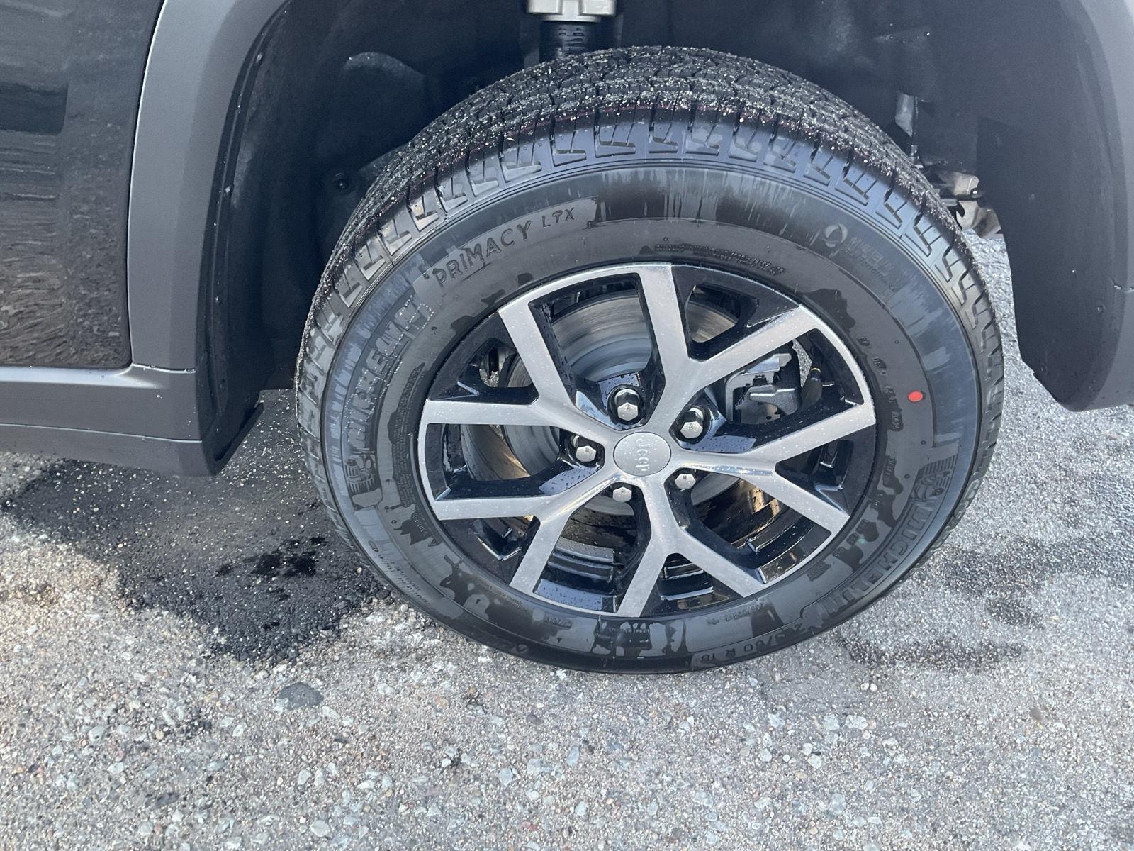 New 2025 Jeep Grand Cherokee Limited SUV/Crossover for sale in Grand Island NE