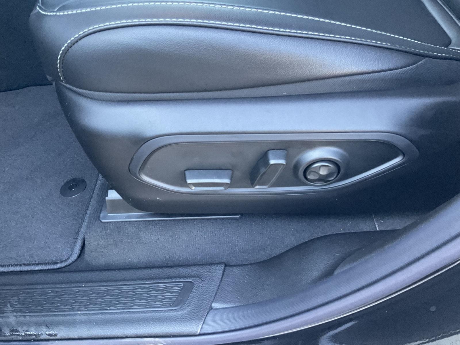 New 2025 Jeep Grand Cherokee Limited SUV/Crossover for sale in Grand Island NE