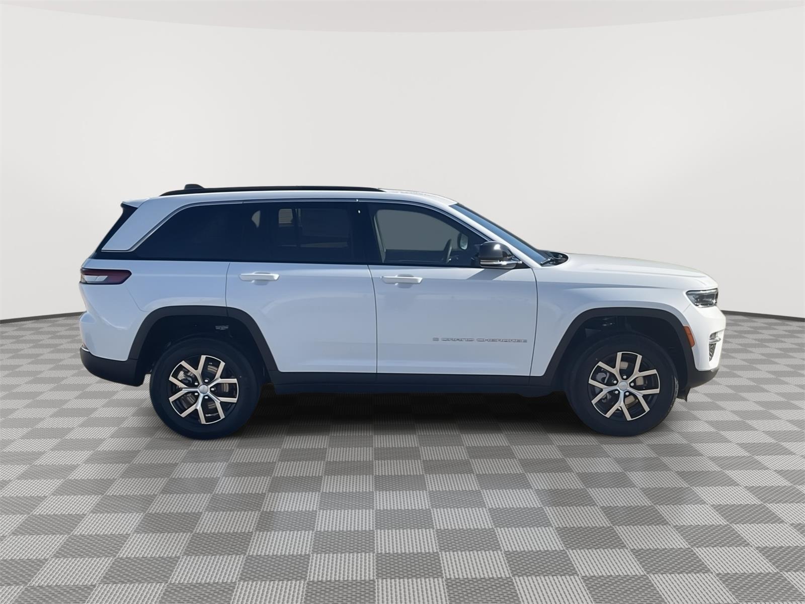 New 2025 Jeep Grand Cherokee Limited SUV/Crossover for sale in Grand Island NE