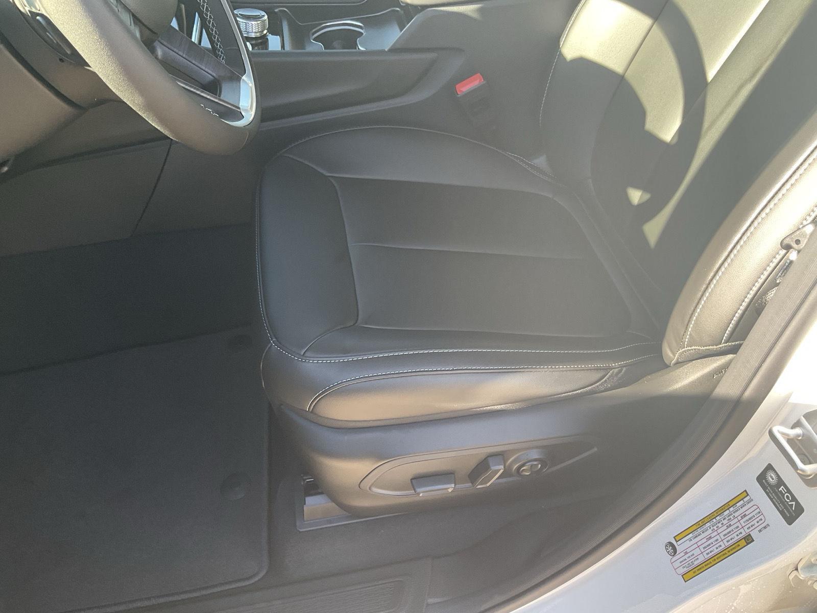 New 2025 Jeep Grand Cherokee Limited SUV/Crossover for sale in Grand Island NE