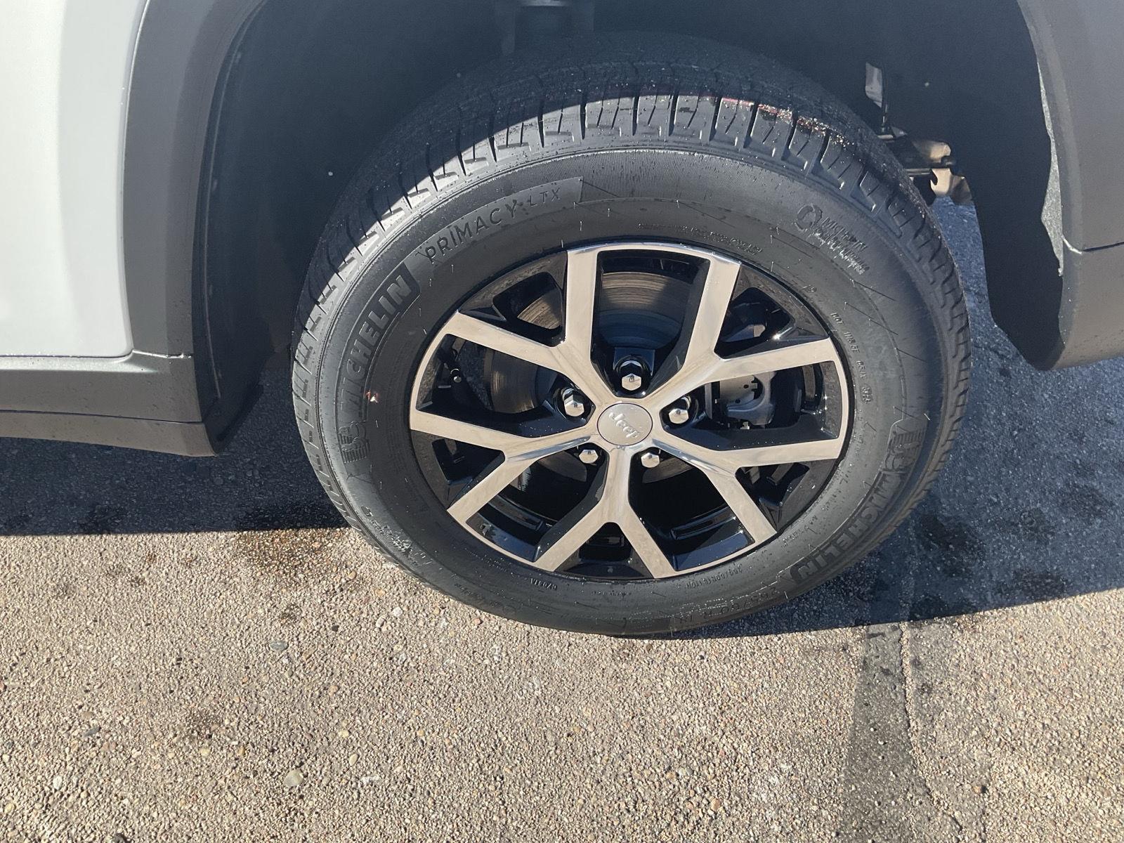 New 2025 Jeep Grand Cherokee Limited SUV/Crossover for sale in Grand Island NE