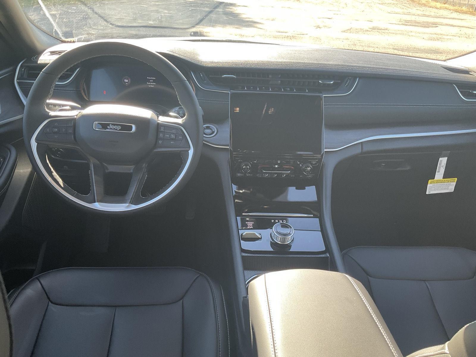 New 2025 Jeep Grand Cherokee Limited SUV/Crossover for sale in Grand Island NE