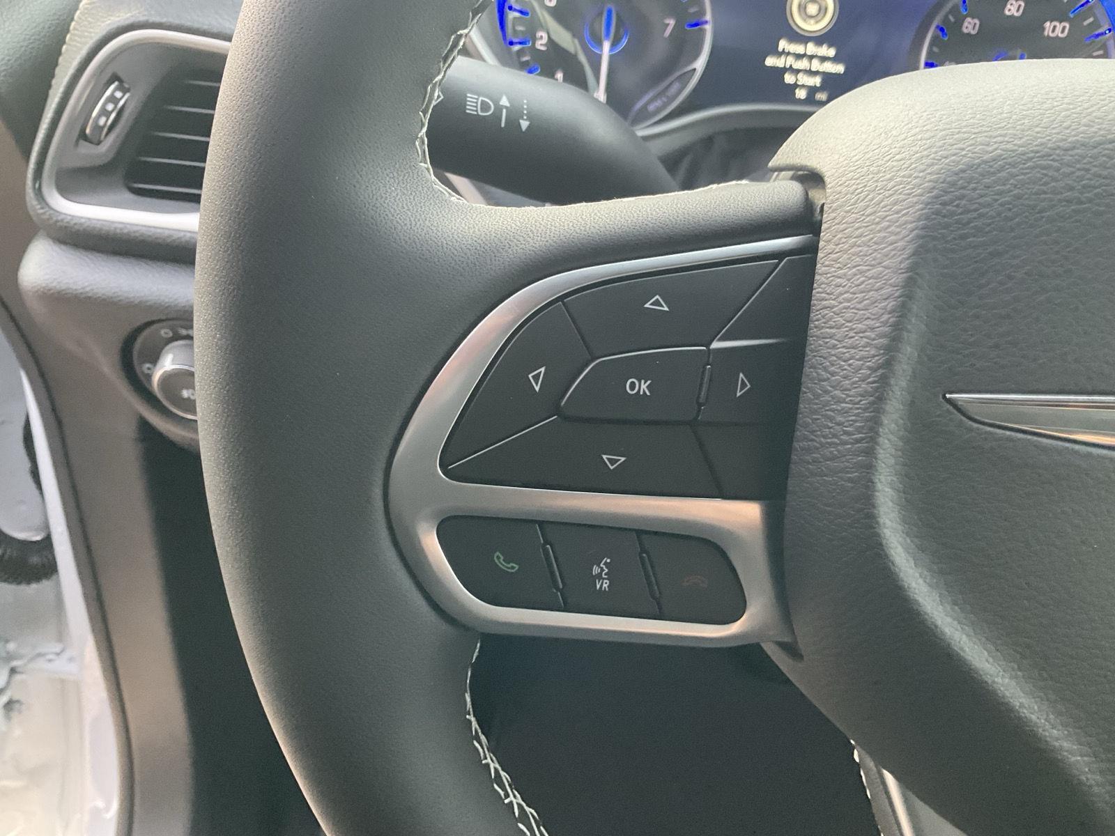 New 2026 Chrysler Pacifica Select Minivan for sale in Grand Island NE