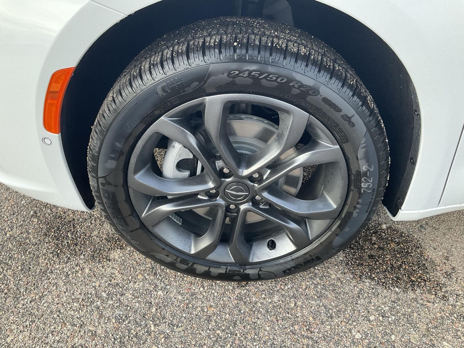 New 2026 Chrysler Pacifica Select Minivan for sale in Grand Island NE