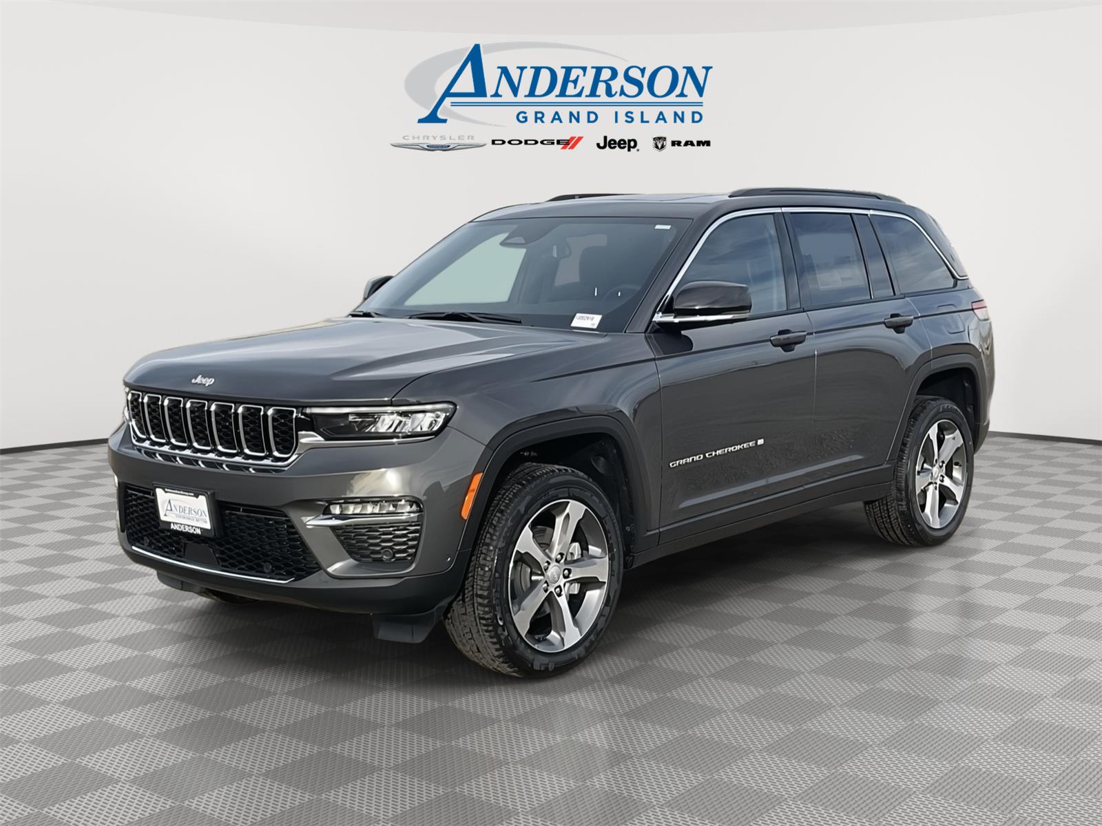 New 2025 Jeep Grand Cherokee Limited SUV/Crossover for sale in Grand Island NE