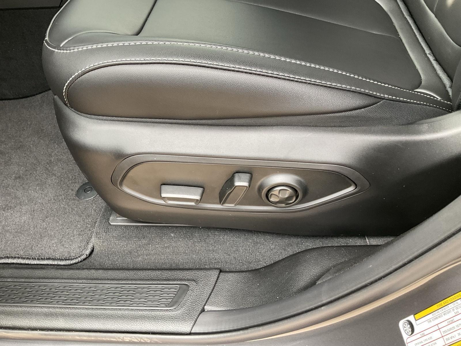 New 2025 Jeep Grand Cherokee L Limited SUV/Crossover for sale in Grand Island NE