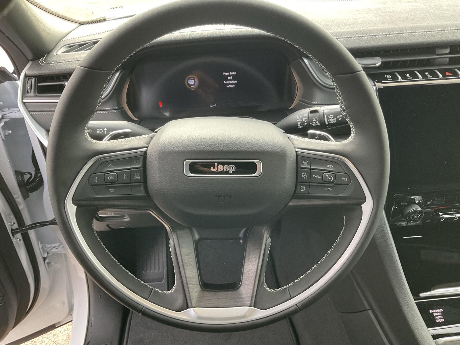 New 2025 Jeep Grand Cherokee Limited SUV/Crossover for sale in Grand Island NE