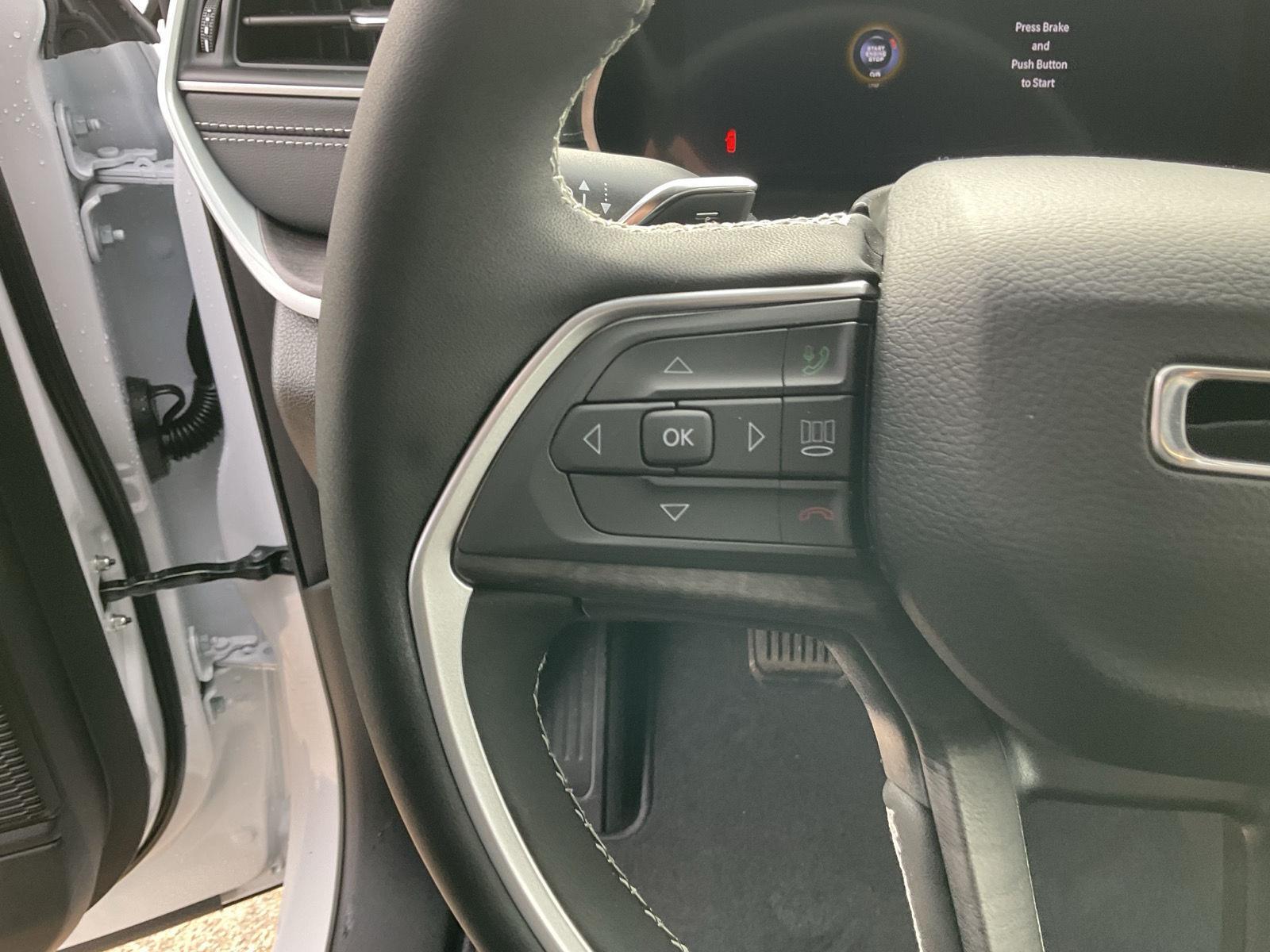 New 2025 Jeep Grand Cherokee Limited SUV/Crossover for sale in Grand Island NE