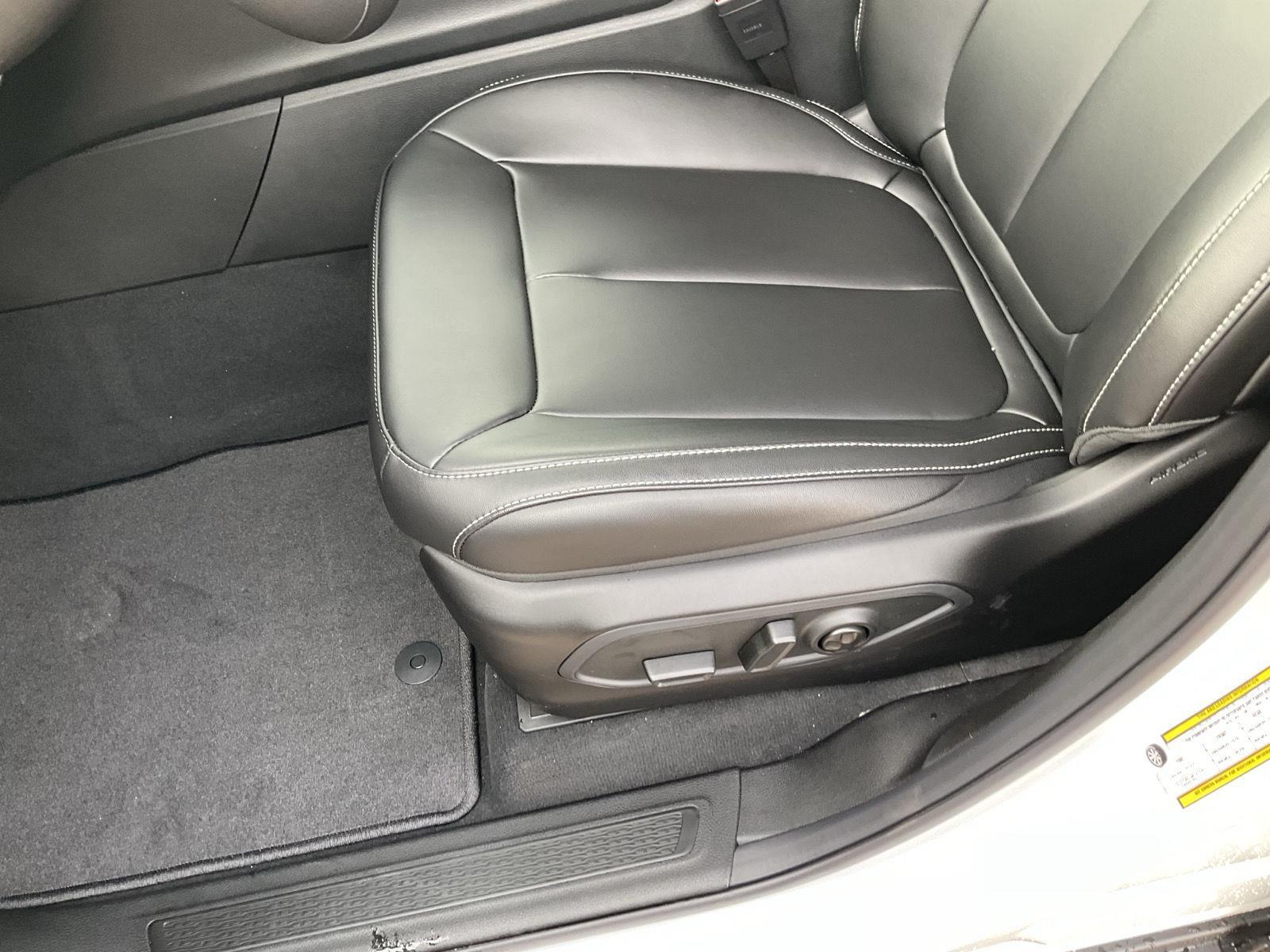 New 2025 Jeep Grand Cherokee Limited SUV/Crossover for sale in Grand Island NE