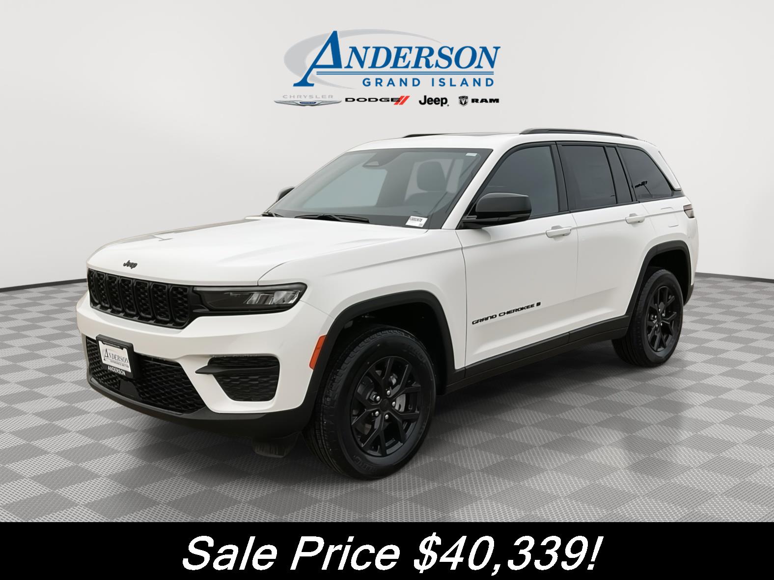 Bright White Clearcoat 2025 Jeep Grand Cherokee Altitude X 4WD SUV / Crossover Four-Wheel Drive 8-Speed Automatic