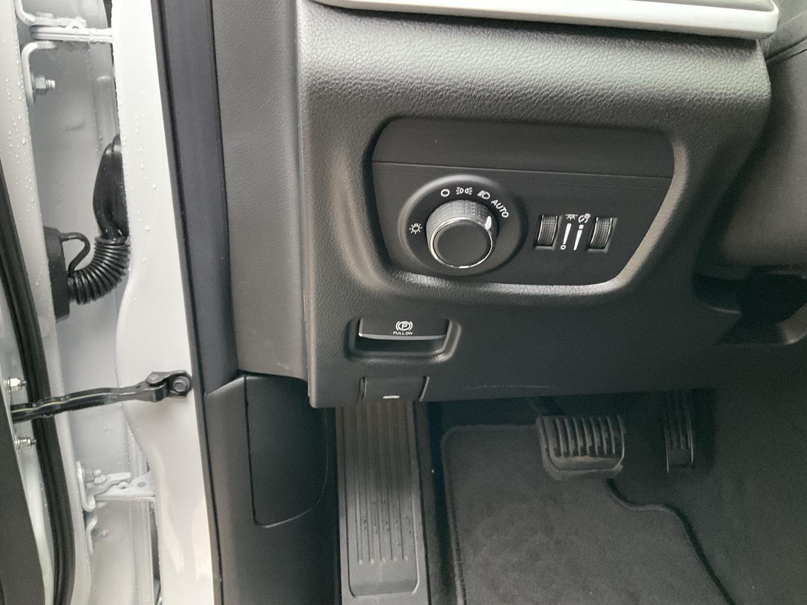 Used 2025 Jeep Grand Cherokee for sale in Grand Island NE