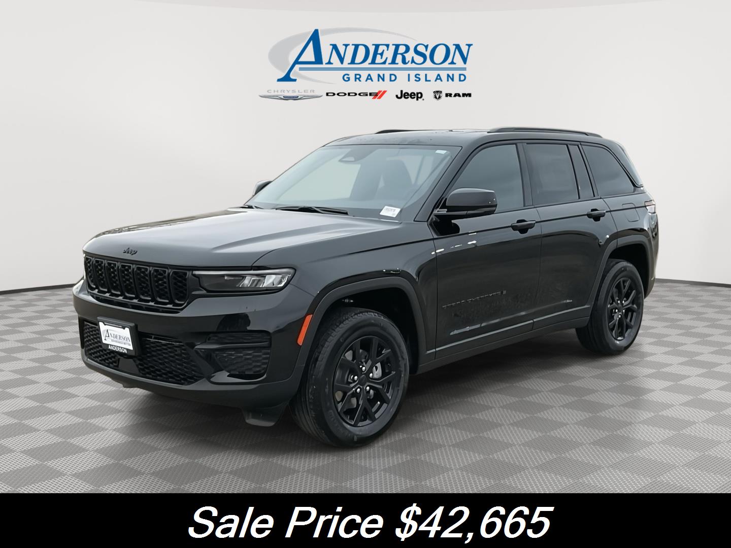 New 2025 Jeep Grand Cherokee for sale in Grand Island NE
