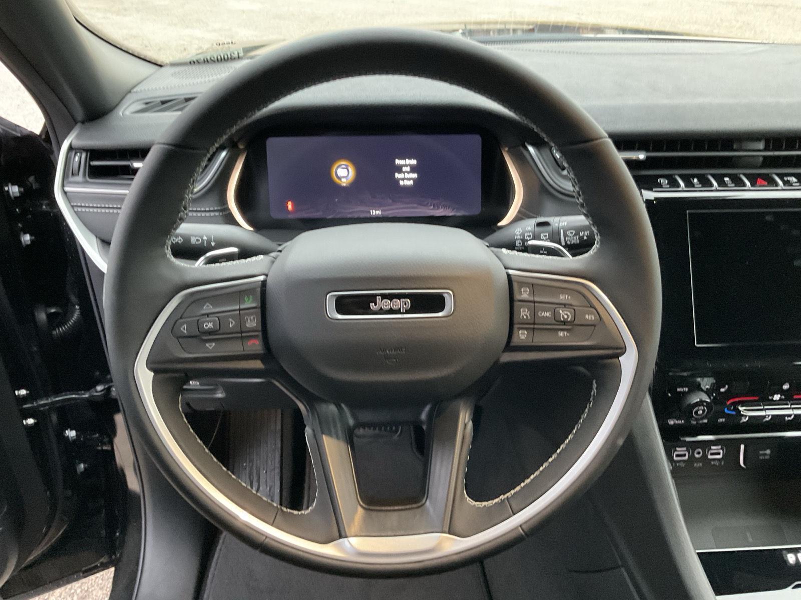 New 2025 Jeep Grand Cherokee Altitude X SUV/Crossover for sale in Grand Island NE