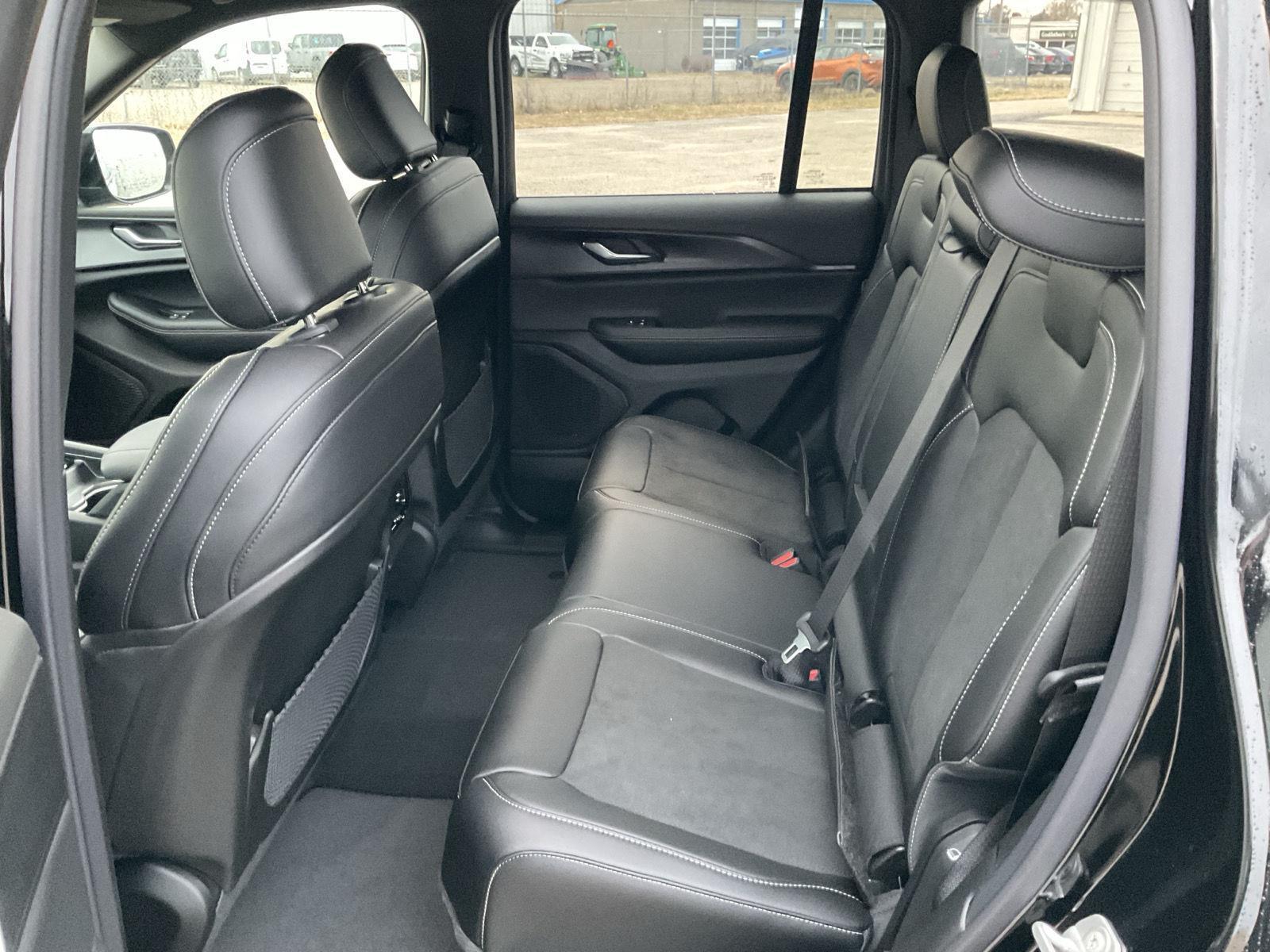 New 2025 Jeep Grand Cherokee Altitude X SUV/Crossover for sale in Grand Island NE