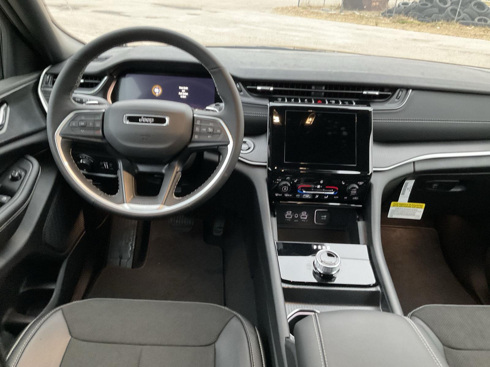 New 2025 Jeep Grand Cherokee Altitude X SUV/Crossover for sale in Grand Island NE