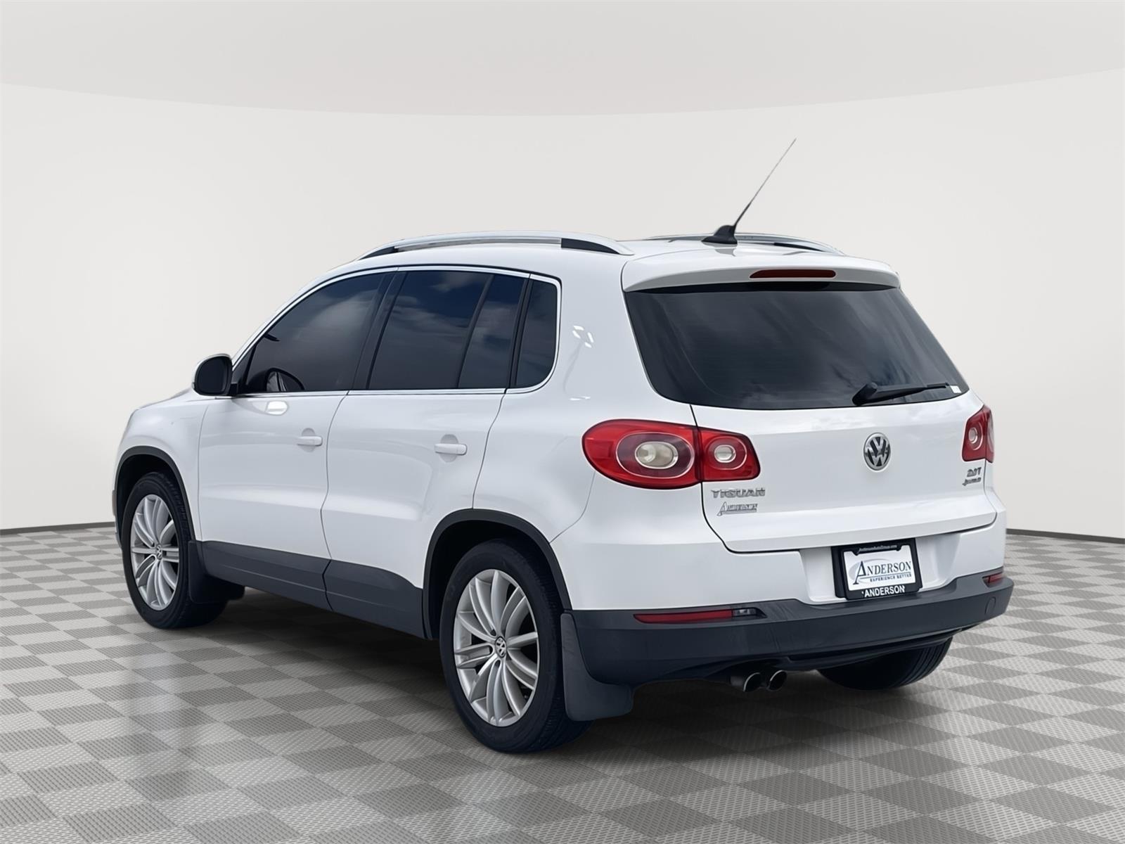 Used 2011 Volkswagen Tiguan for sale in Grand Island NE