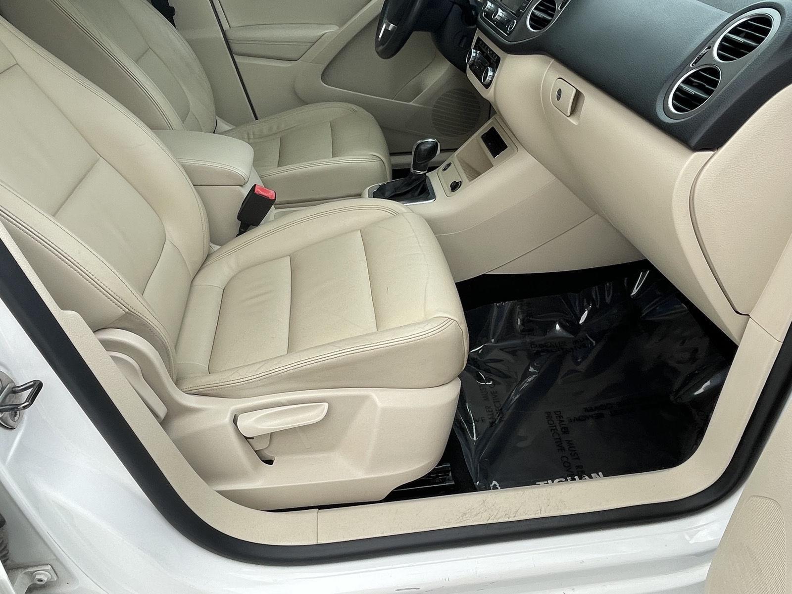 Used 2011 Volkswagen Tiguan for sale in Grand Island NE