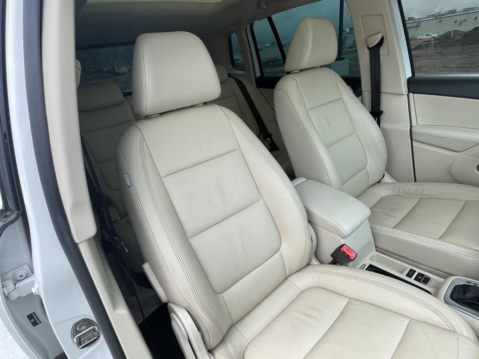 Used 2011 Volkswagen Tiguan for sale in Grand Island NE