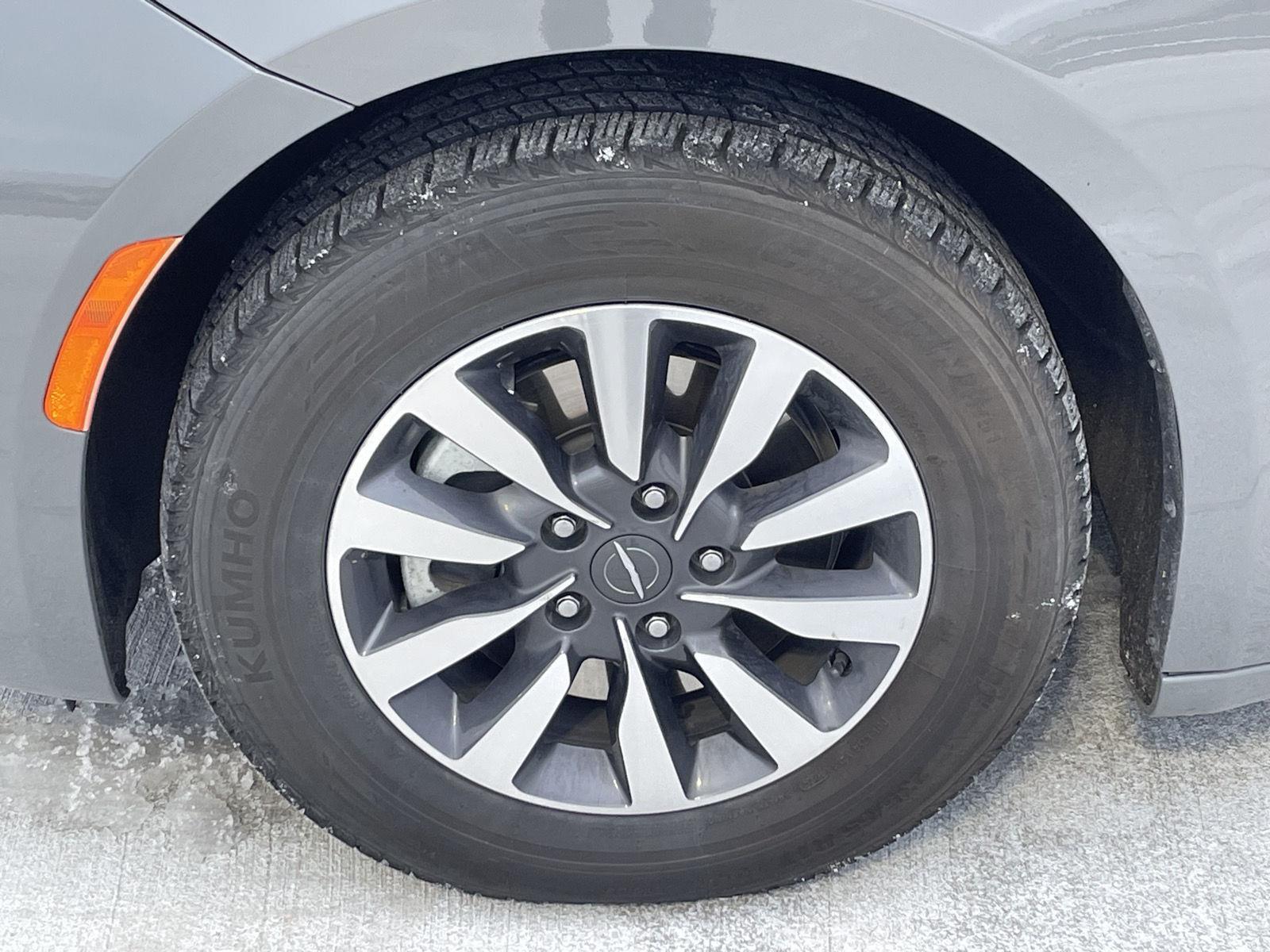 Pre-Owned 2022 Chrysler Pacifica for sale in Grand Island NE