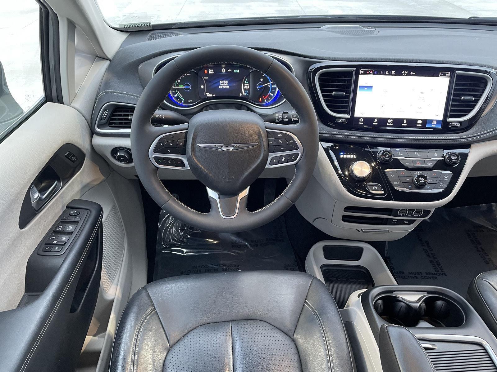 Pre-Owned 2022 Chrysler Pacifica for sale in Grand Island NE