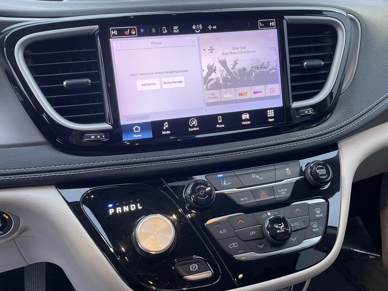 Pre-Owned 2022 Chrysler Pacifica for sale in Grand Island NE