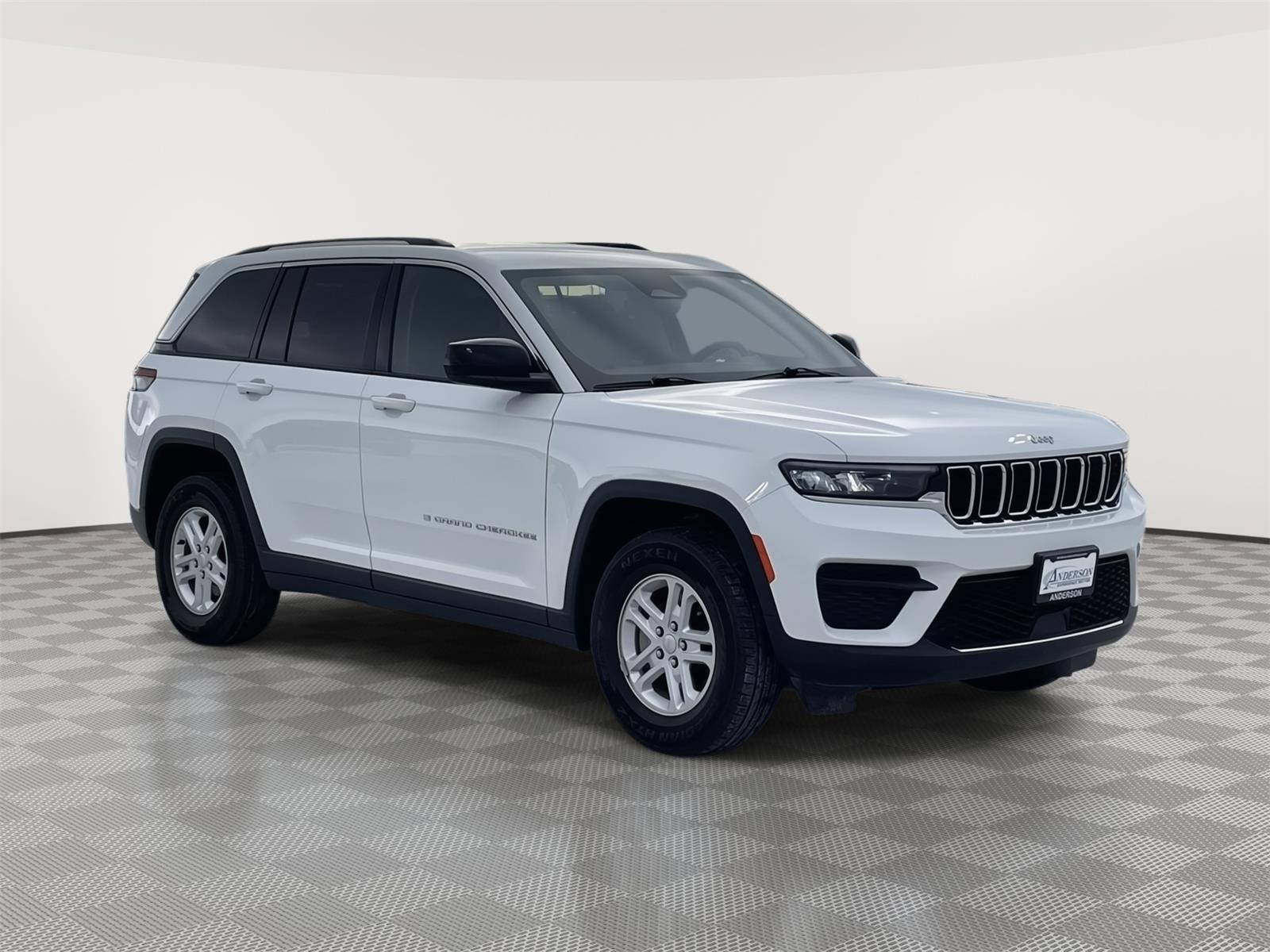 Used 2024 Jeep Grand Cherokee for sale in Grand Island NE