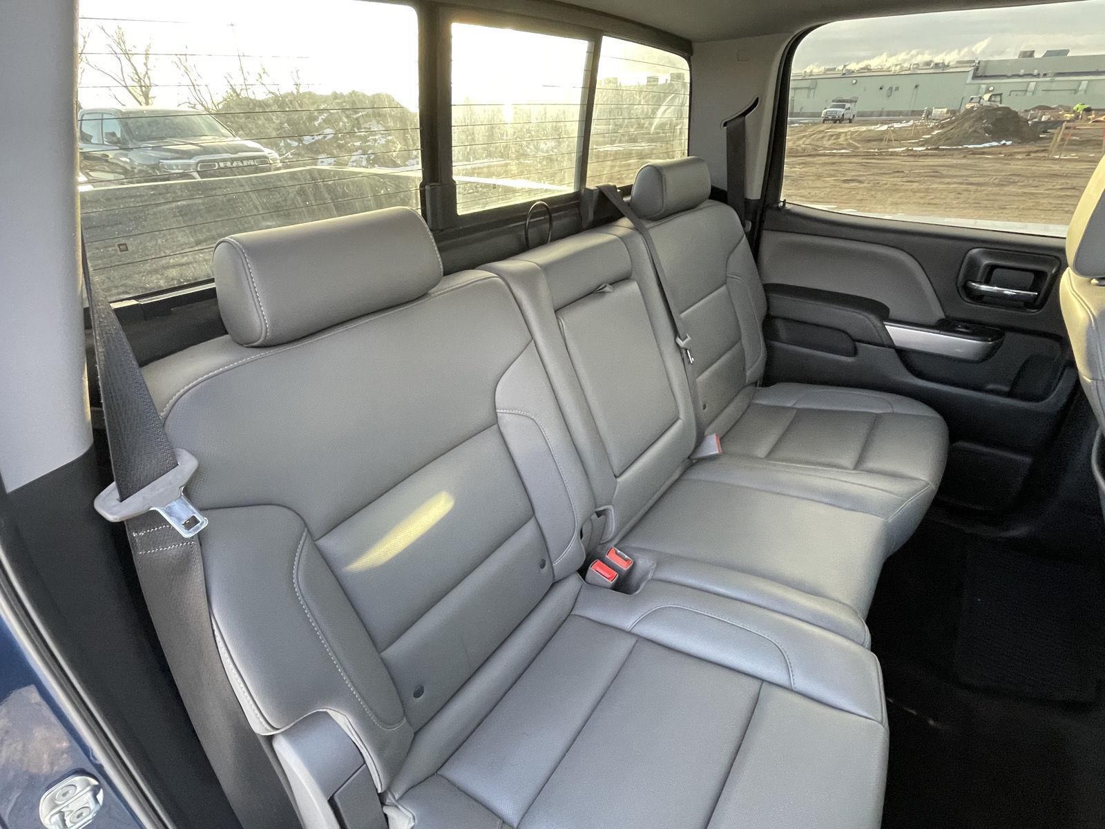 Pre-Owned 2018 Chevrolet Silverado 1500 for sale in Grand Island NE