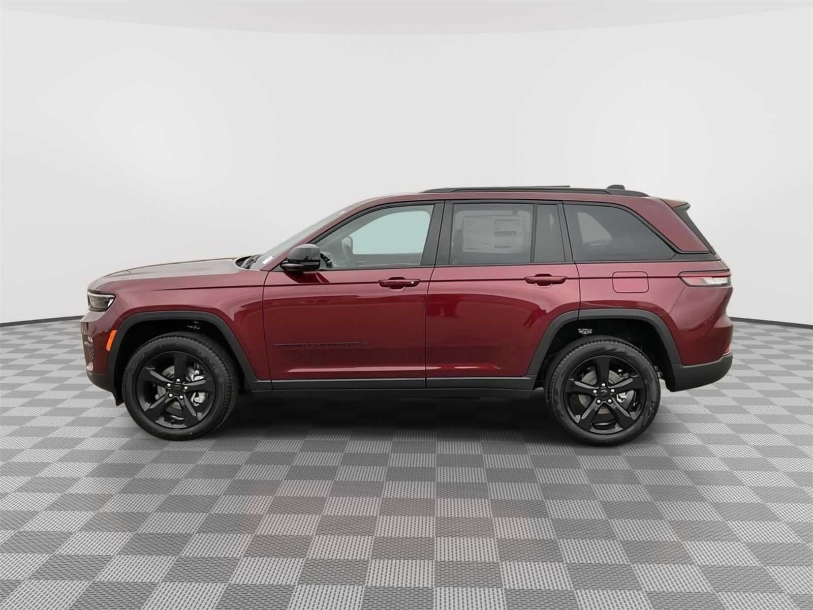 New 2025 Jeep Grand Cherokee for sale in Grand Island NE