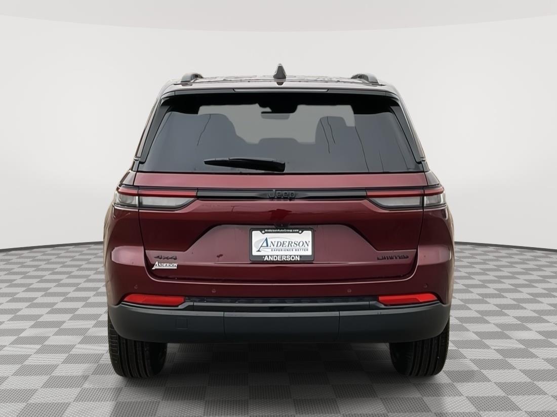 New 2025 Jeep Grand Cherokee for sale in Grand Island NE